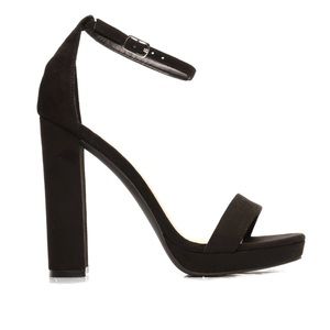 FASHION NOVA - black heels